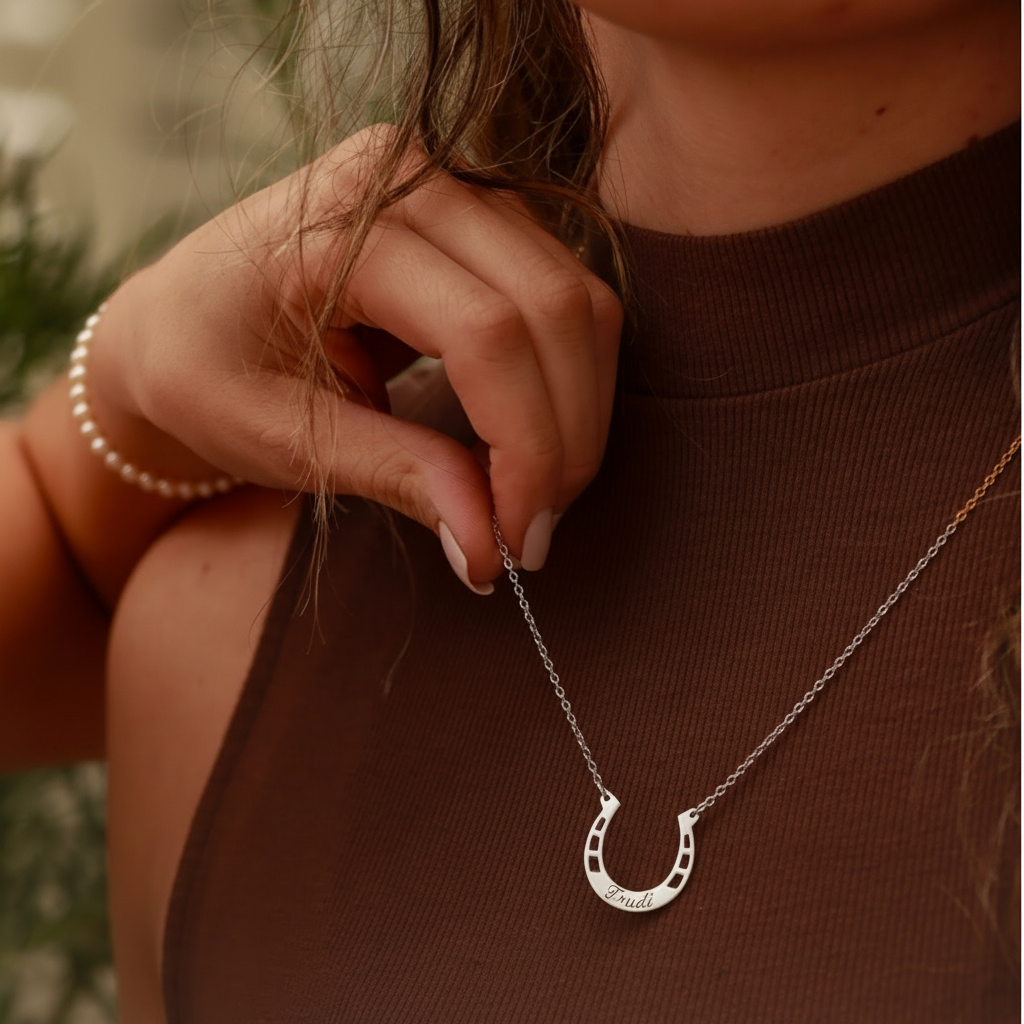 Lucky Horseshoe necklace