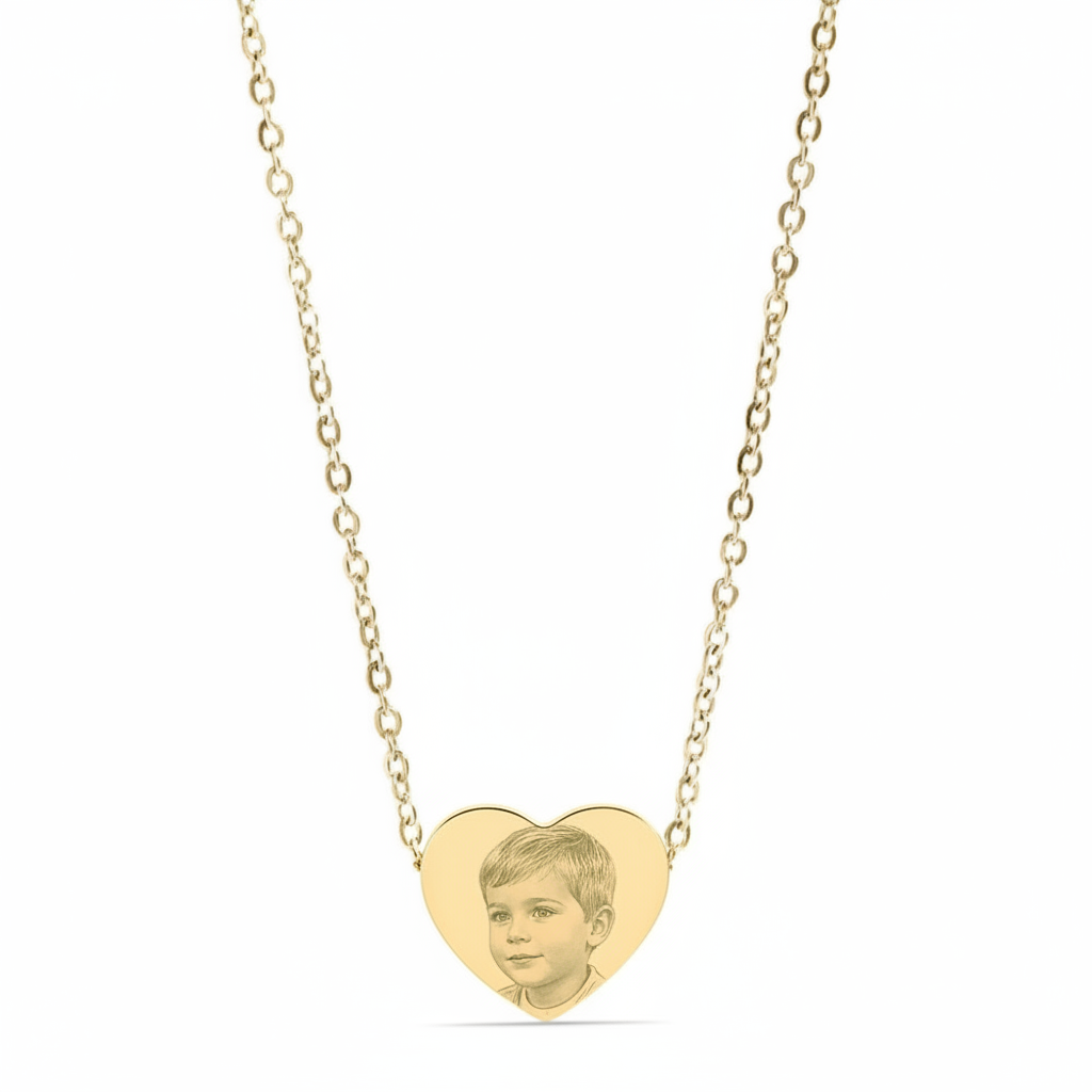 Engraved heart necklace