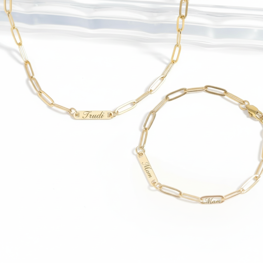 Paperclip bar necklace